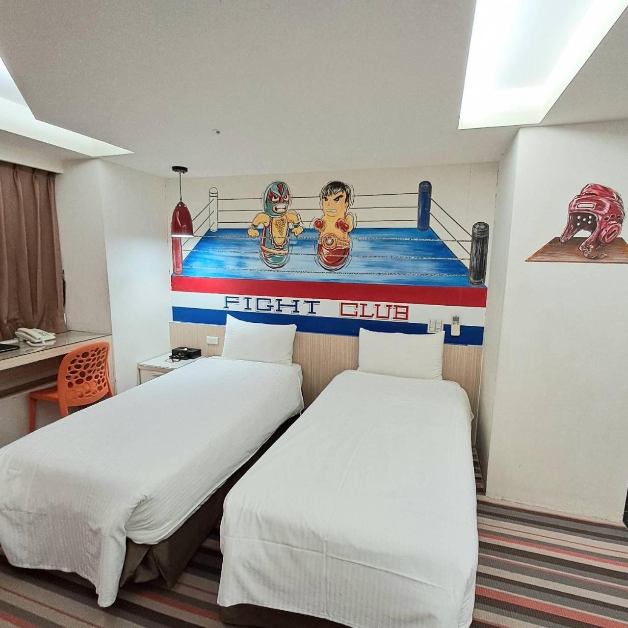 Morwing Hotel Fuzhong Тайбэй Экстерьер фото